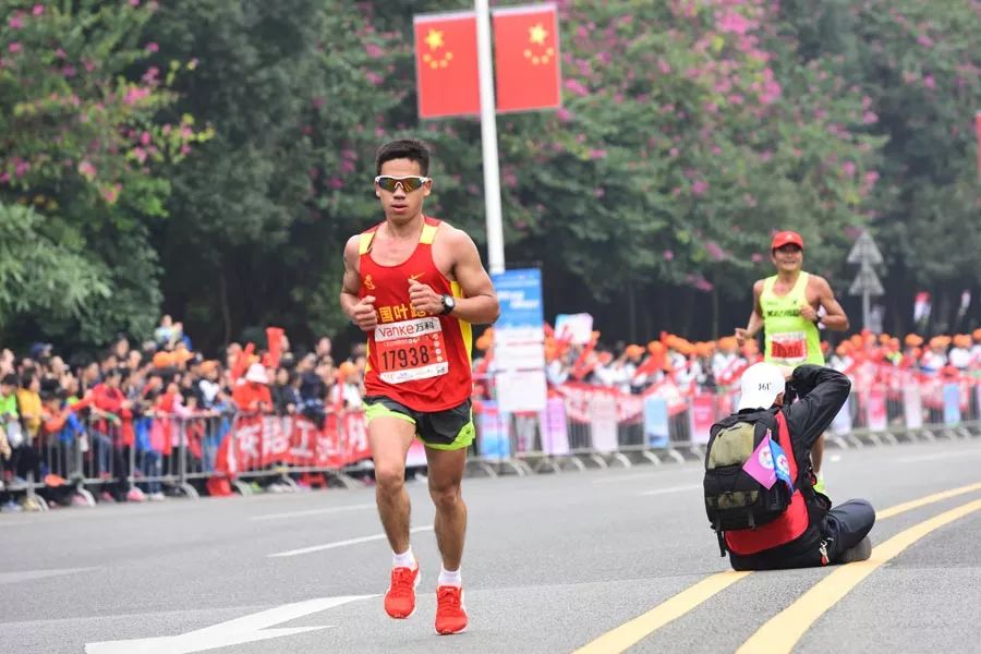 香港特首选举最新动态，幕后故事揭秘与独特魅力的隐藏瑰宝（独家爆料）